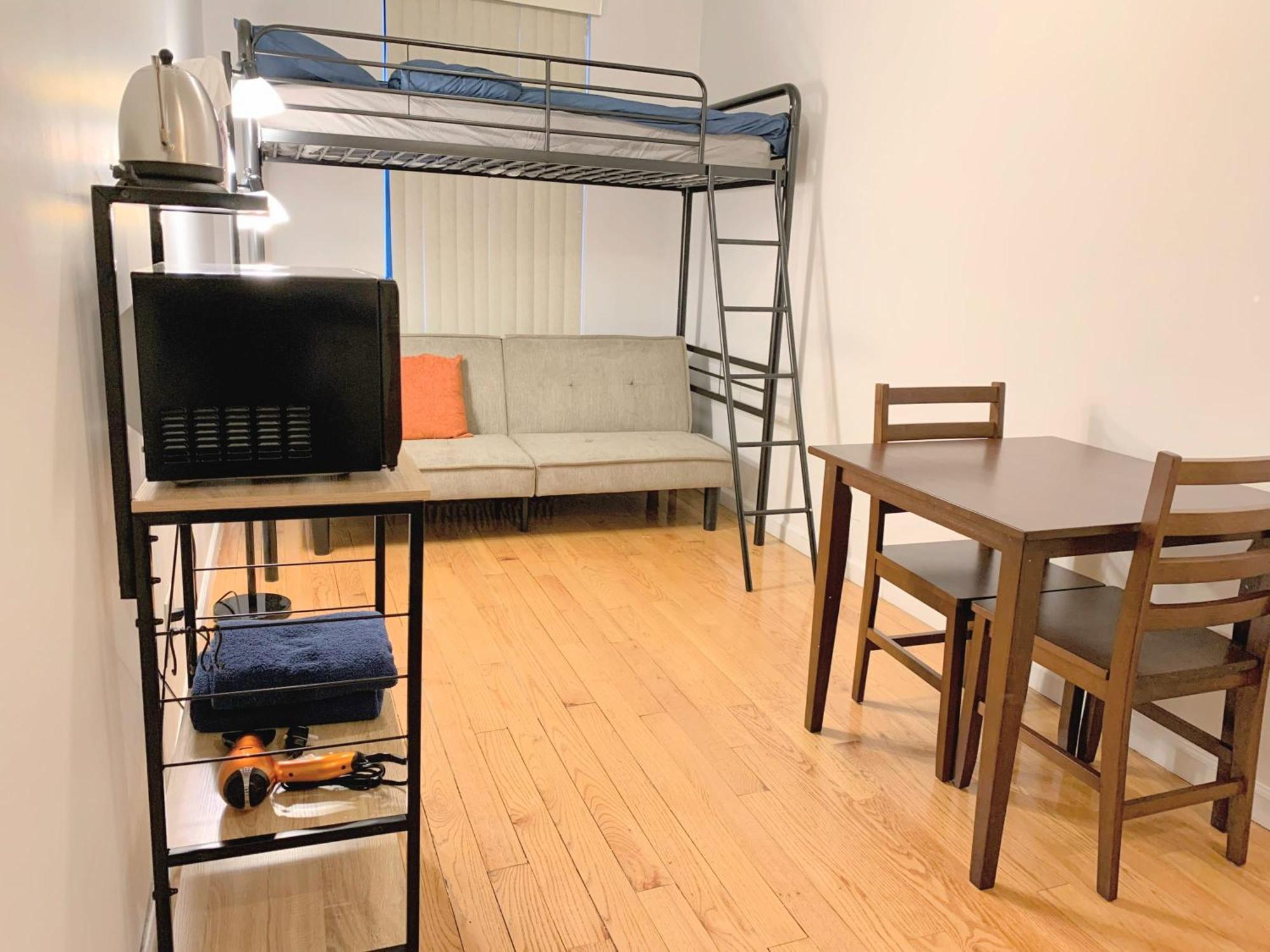 Appartement Shered Bathroom 4 Sofabed + Loftbed + Kitchen